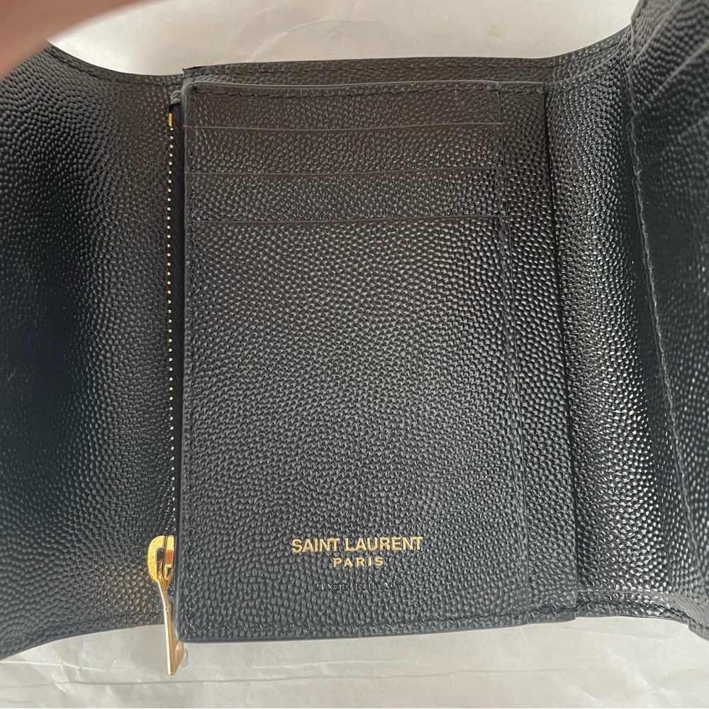 Saint Laurent Grain de Poudre Black Grained Leather Tri Fold Wallet NEW W/O TAGS - Picture 4 of 10
